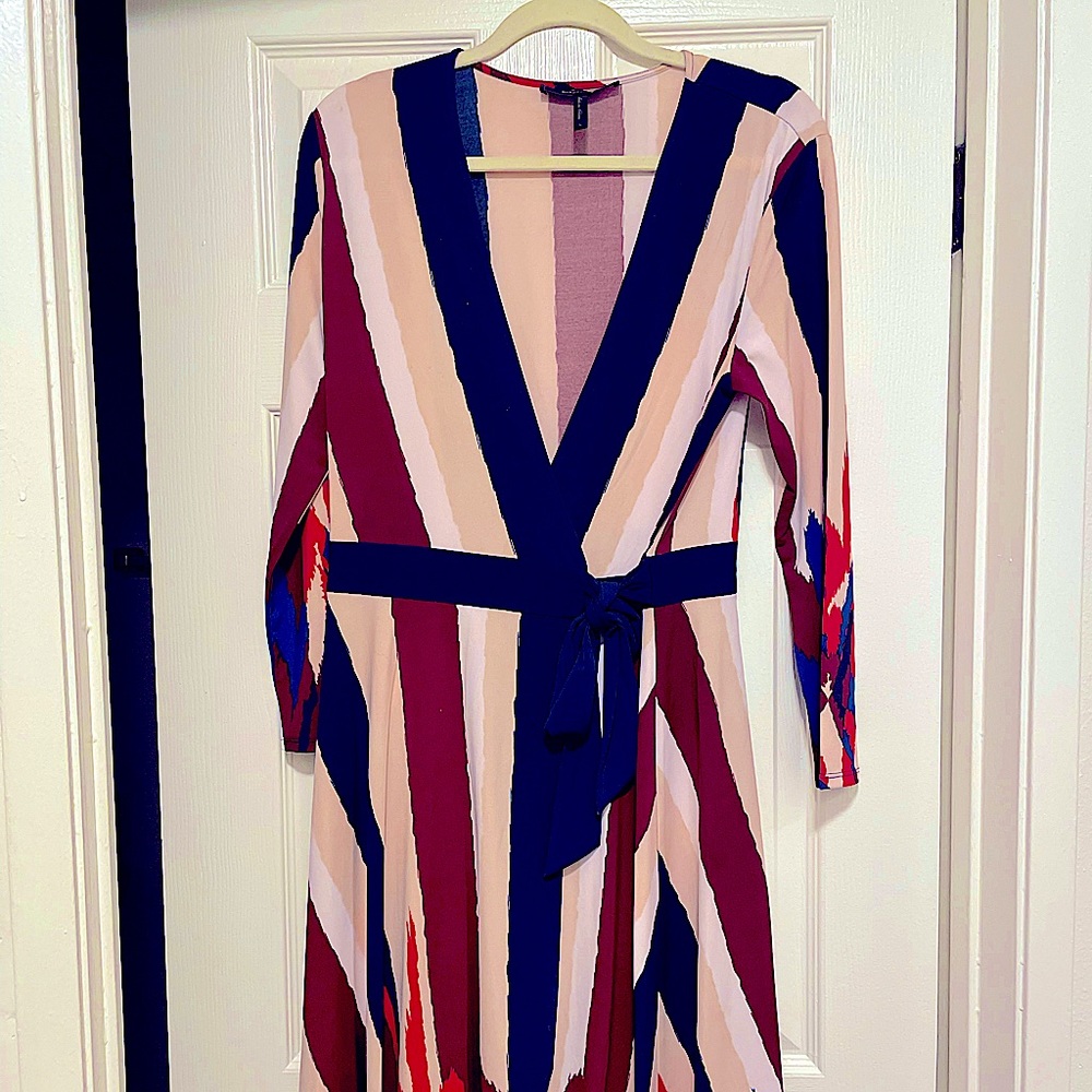 BCBG wrap dress size L